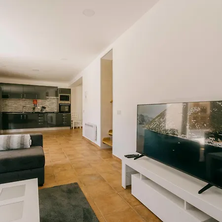 47 - Consolacao House *